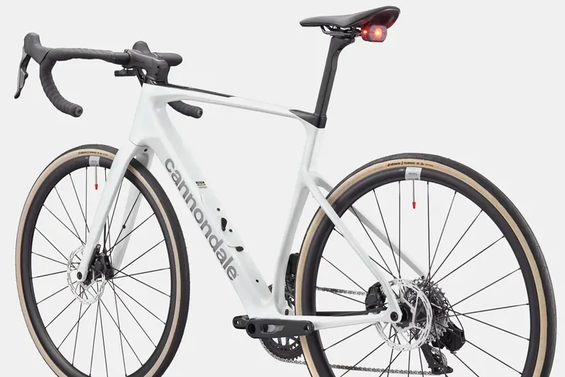 Cannondale Synapse Carbon 3 SmartSense Road Bike in Cashmere-5