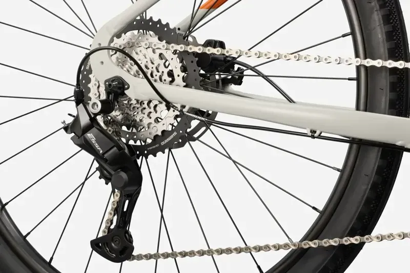 Cannondale 650 U Treadwell 2 LSTH CHK LG-3