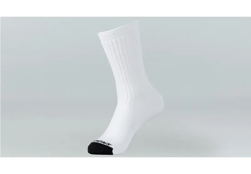 Specialized Hydrogen Aero Tall Socks in White