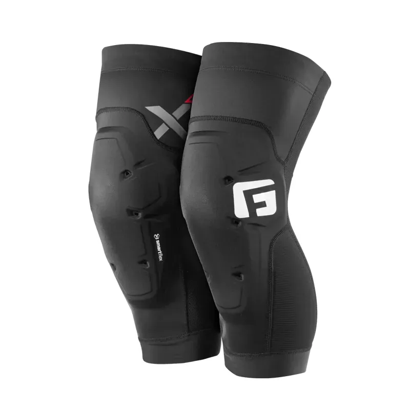 G-Form Youth Pro-X4 Large/X-Large Knee Guards in Black