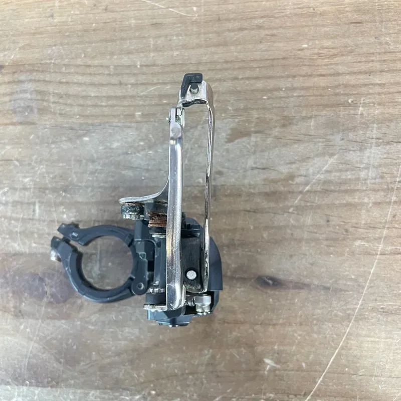 Shimano XTR Di2 FD-M9070 Ele. Clamp-On 11-speed Front Der. in Silver-1