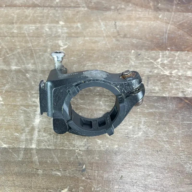 Shimano XTR Di2 FD-M9070 Ele. Clamp-On 11-speed Front Der. in Silver-5