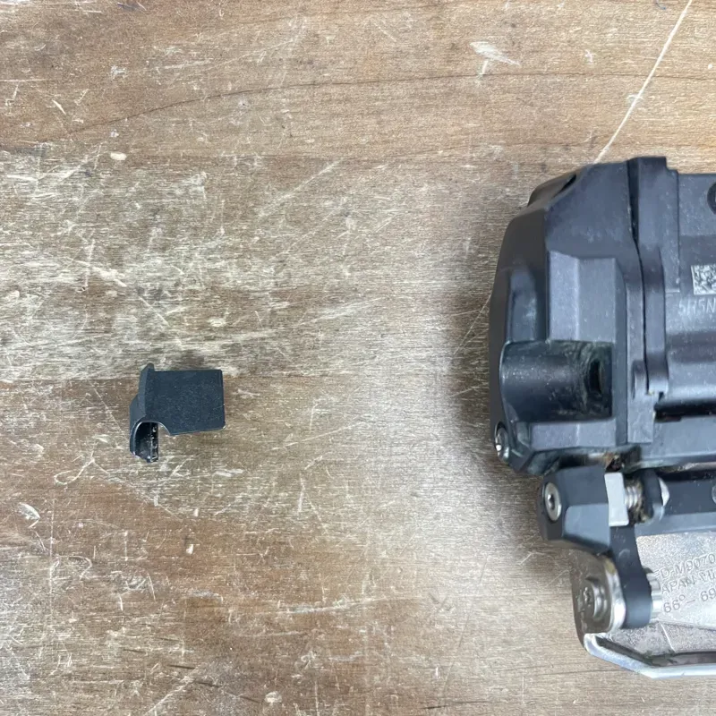 Shimano XTR Di2 FD-M9070 Ele. Clamp-On 11-speed Front Der. in Silver-6